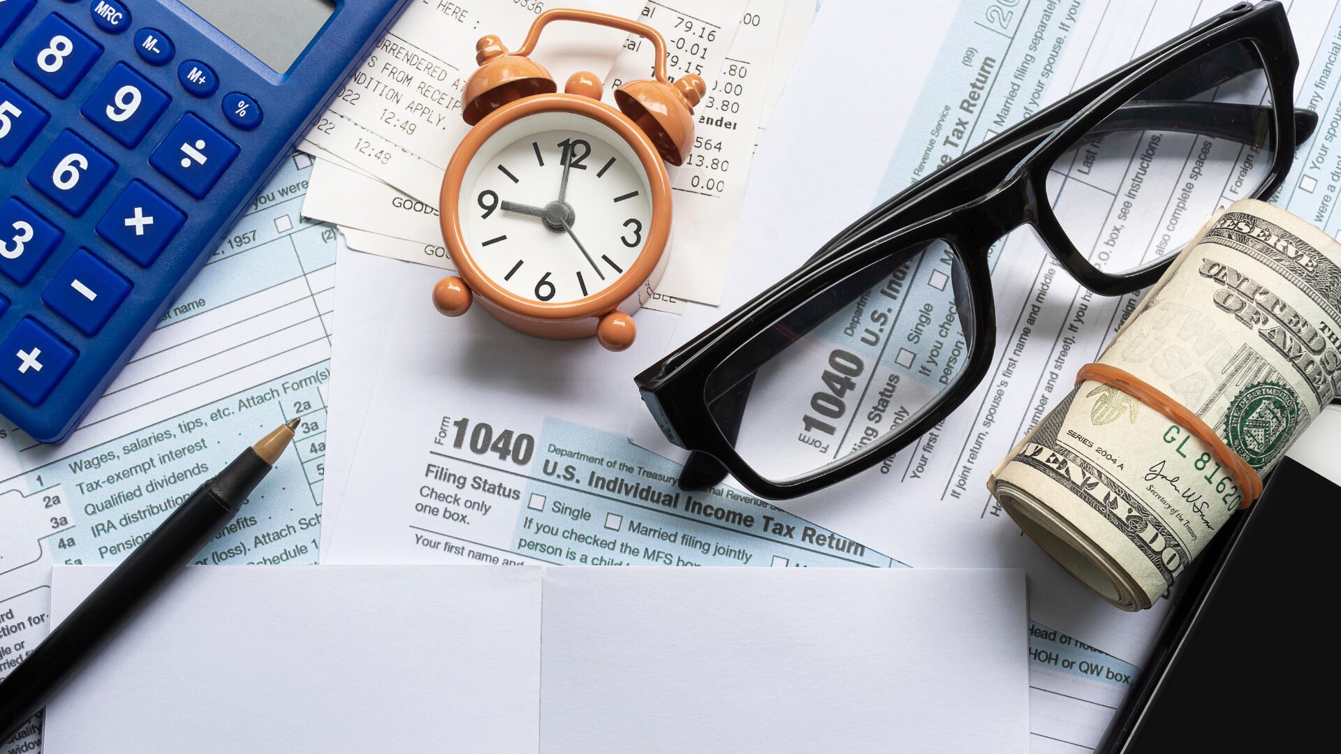 A graph showing the 2023 federal income tax brackets for single filers